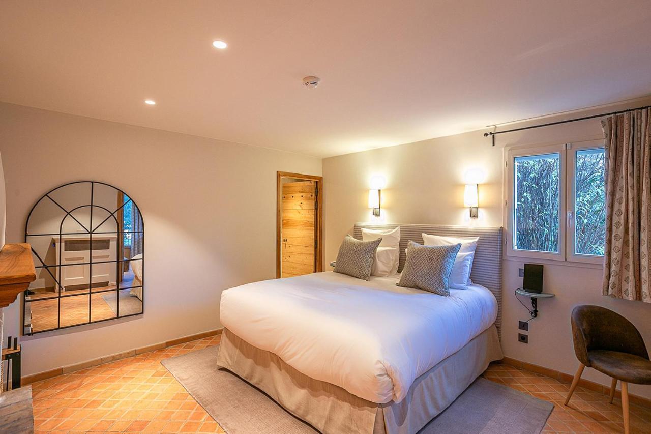 Hotel Lou Calen Cotignac Esterno foto
